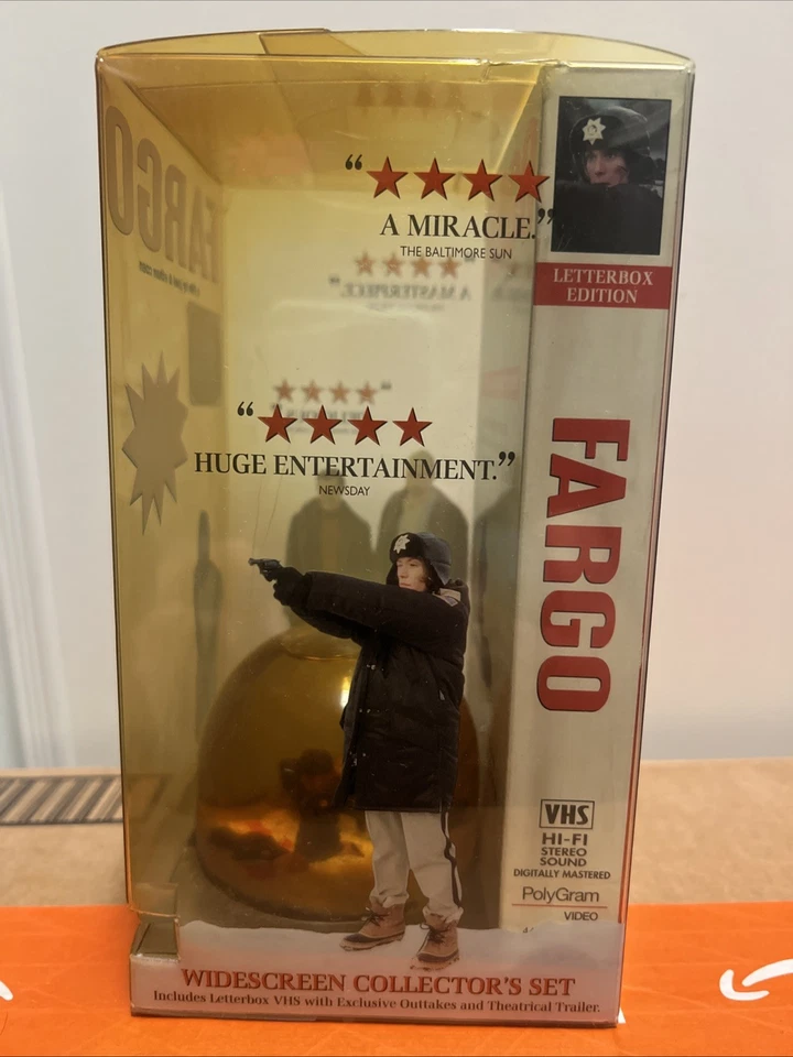 Fargo 1996 VHS Tape & Snow Globe Collector's Set Joel & Ethan Coen PolyGram Foto 4 de 4