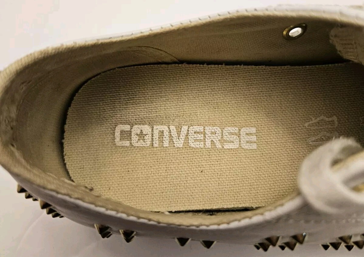 Converse Women's White Gold Studs Sneakers Shoes Size 7 thumbnail 5