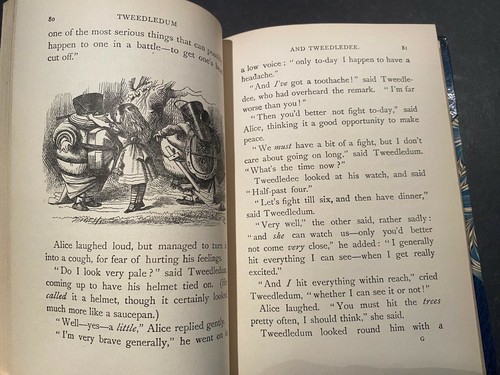 Alice's Adventure im Wunderland/Durch den Spiegel - 1932/33 Buchset - Bild 10 von 12