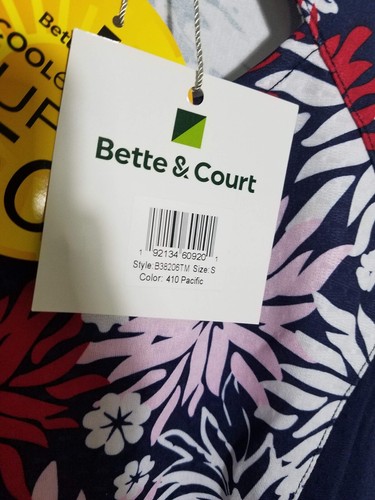 NWT WOMEN'S BETTE & COURT S/L POLO, SIZE: S, COLOR:PACIFIC(NAVY/PINK FLORAL)J486 - Picture 2 of 3