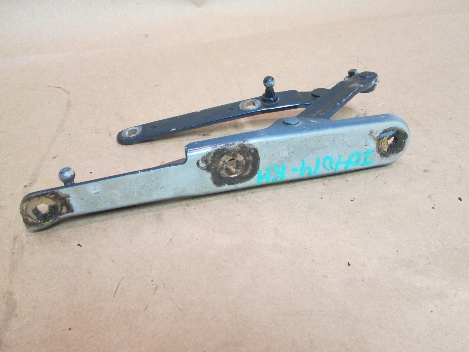 Maserati Coupe, Spider, Granturismo RH, Right Trunk Lid Hinge # 384700106
