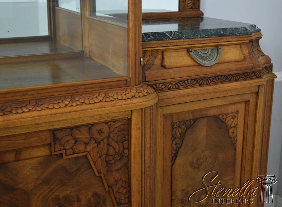 F65553EC: Aparador de exhibición francés Art Deco de nogal Foto 3 de 4