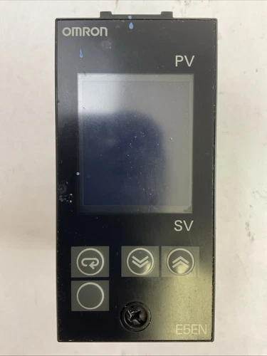 OMRON E5EN-R3MTC-500 TEMPERATURE CONTROLLER 100-240VAC 50/60HZ 9VA