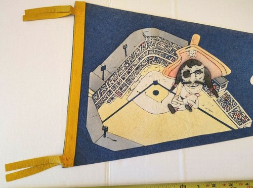 VINTAGE  PITTSBURGH PIRATES PENNANT 30" {D152} - Picture 2 of 7