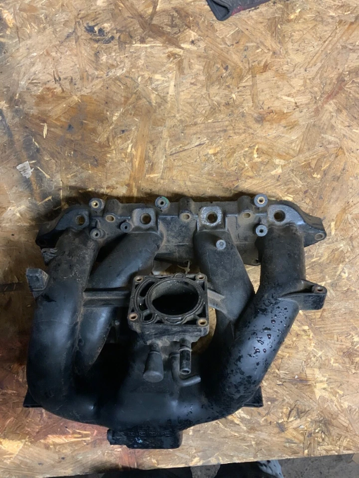 Ford Escort Cougar 1998 1999 00 2001 2002 2003 colector de admisión contorno 2,0 L DOHC Foto 3 de 4