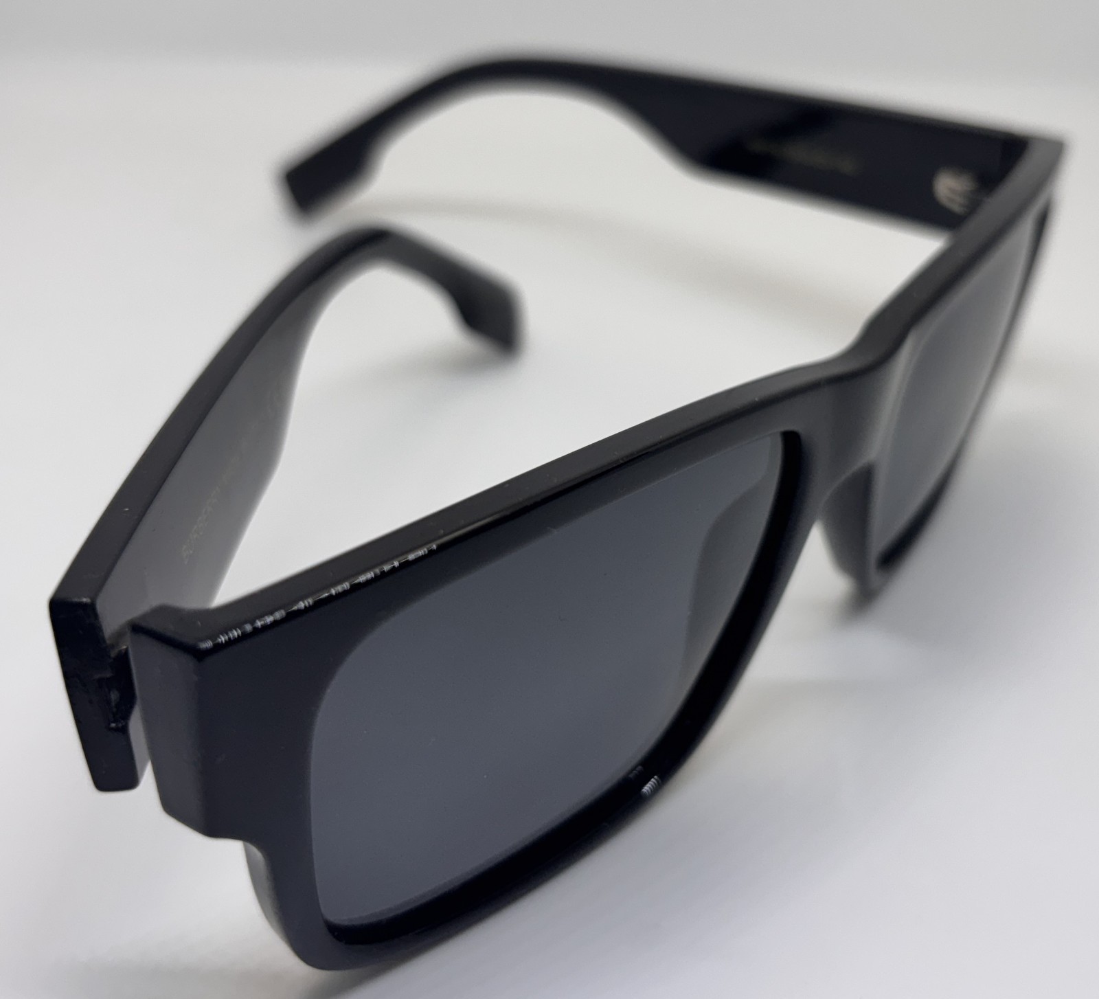 Burberry Black Rectangular Sunglasses | Nova Chec… - image 5