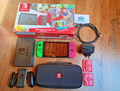Nintendo Switch HAC-001 Konsole 32GB grün / rosa mit OVP + Tasche + 200GB SD