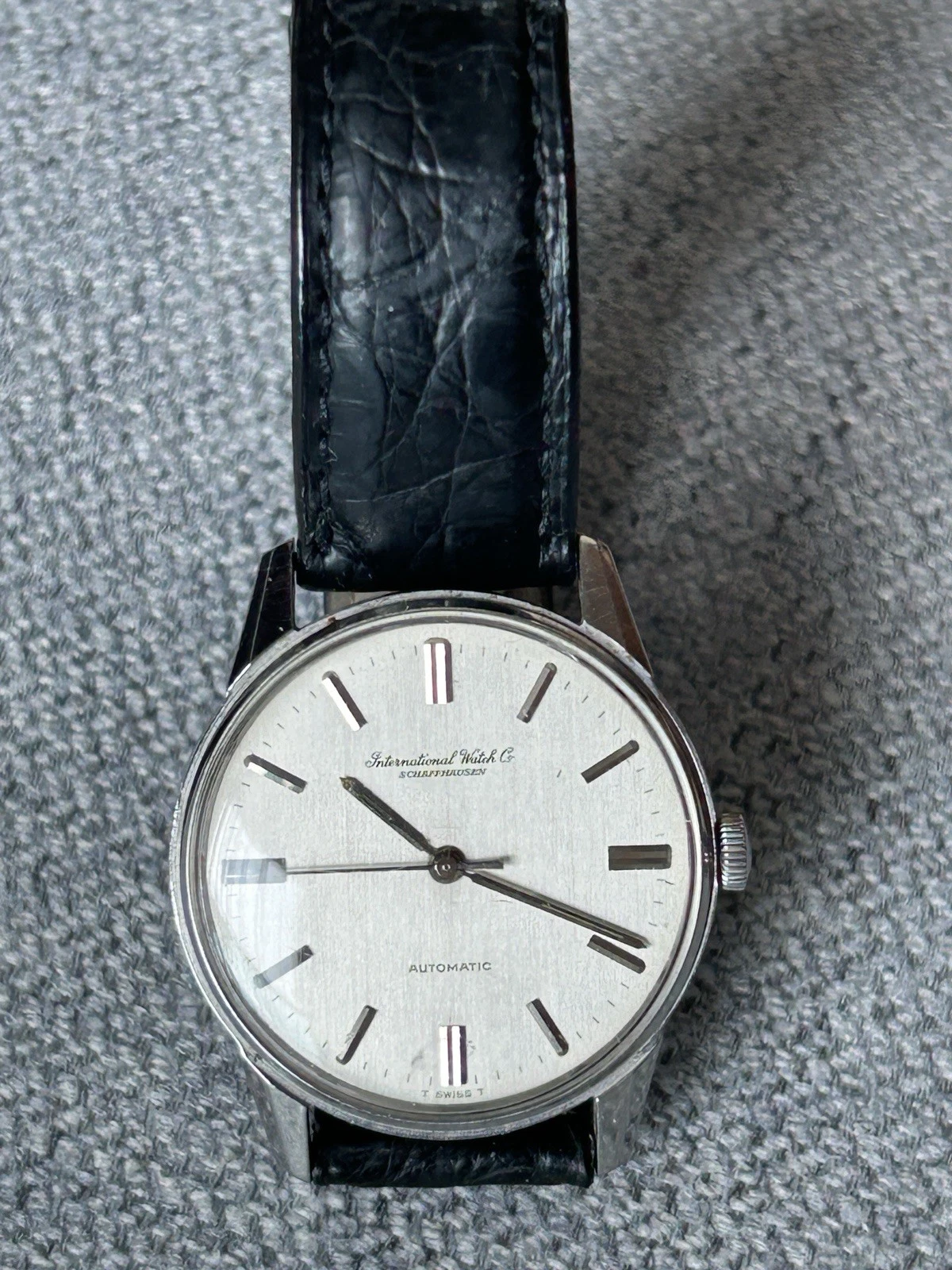 IWC Schaffhausen — Vintage IWC Schaffhausen automatic wristwatch