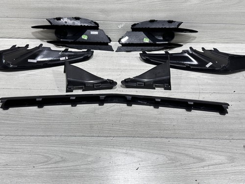 2017-2019 Mercedes SLK AMG R172 front bumper side grill insert strip trim L&R - Picture 19 of 24