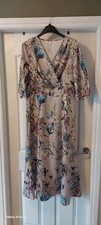 Dress, mid length, floral detail