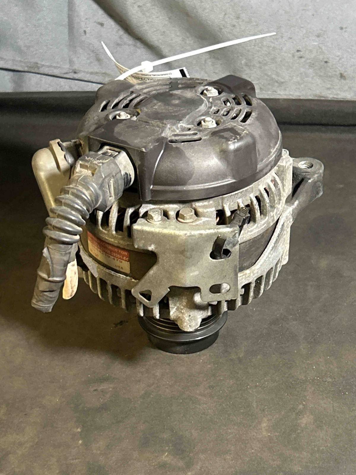 Fits 2006-08 Toyota Rav4 Alternator OEM:2706028301