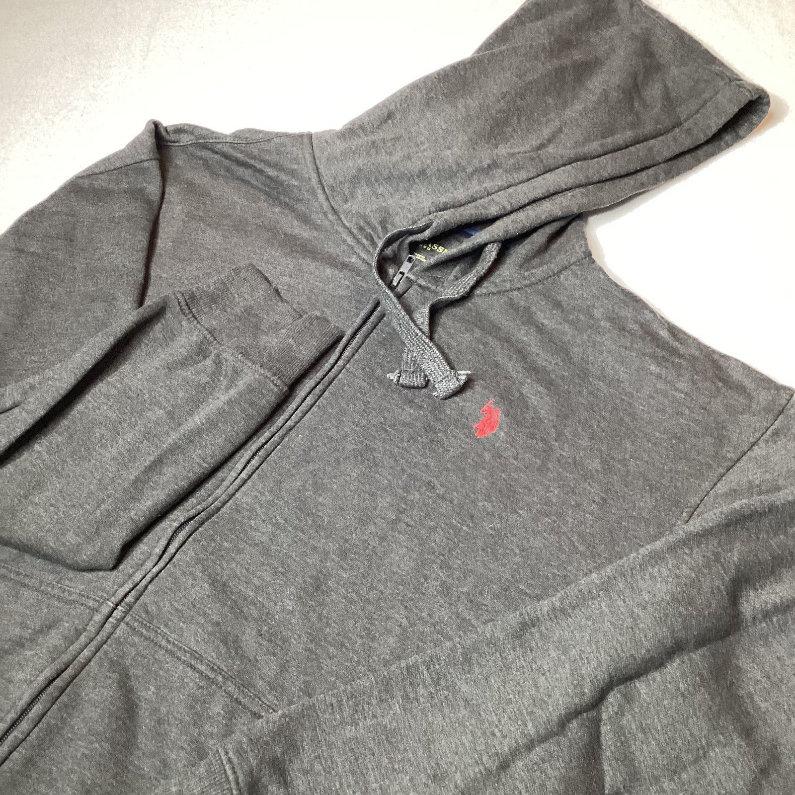 Felpa U.S. Polo Assn con cappuccio uomo XL grigia full zip rossa logo pony casual usata in ottime condizioni