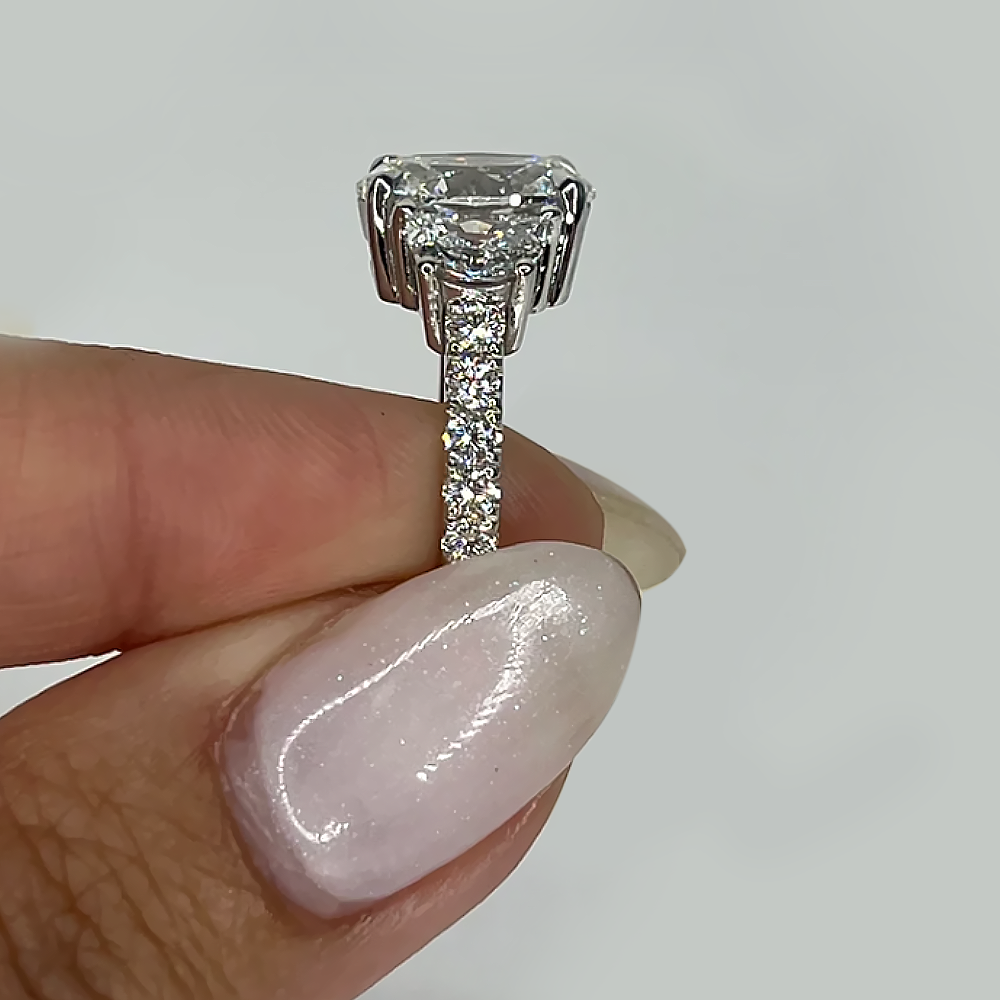 Bague Fiançailles Diamant Ovale 2.20 Ct Or Blanc 14 Carats - Neuve, Personnalisable Avec Certification IGI/GIA