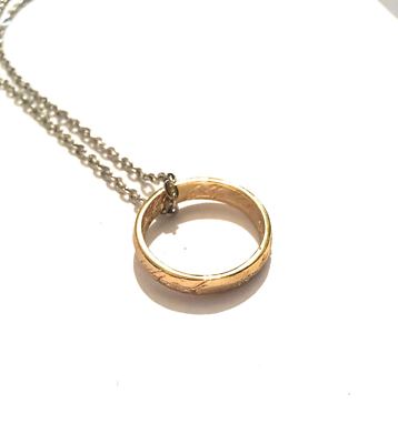 Il Signore degli Anelli Ispirato l'Unico Anello Sauron Frodo