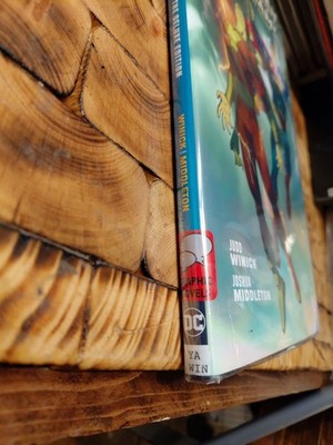 Superman/Shazam! First Thunder The Deluxe Edition Hardcover