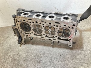 BMW 3 F30 F35 F31 2016 Diesel 180kW Zylinderkopf 7040500 SIG64960