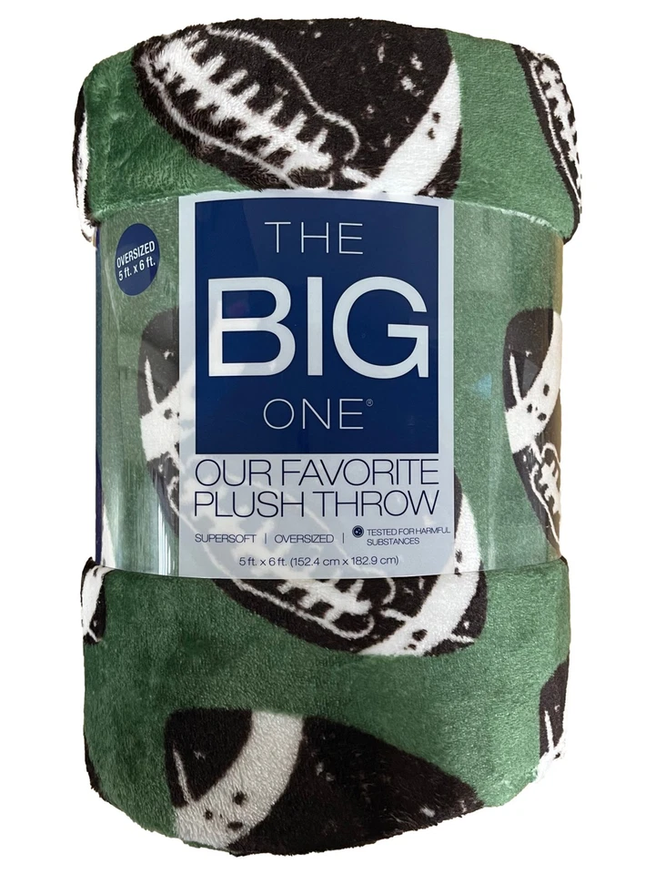 Manta de microfelpa suave de fútbol americano de gran tamaño The Big One, 5'x6' verde Foto 2 de 2