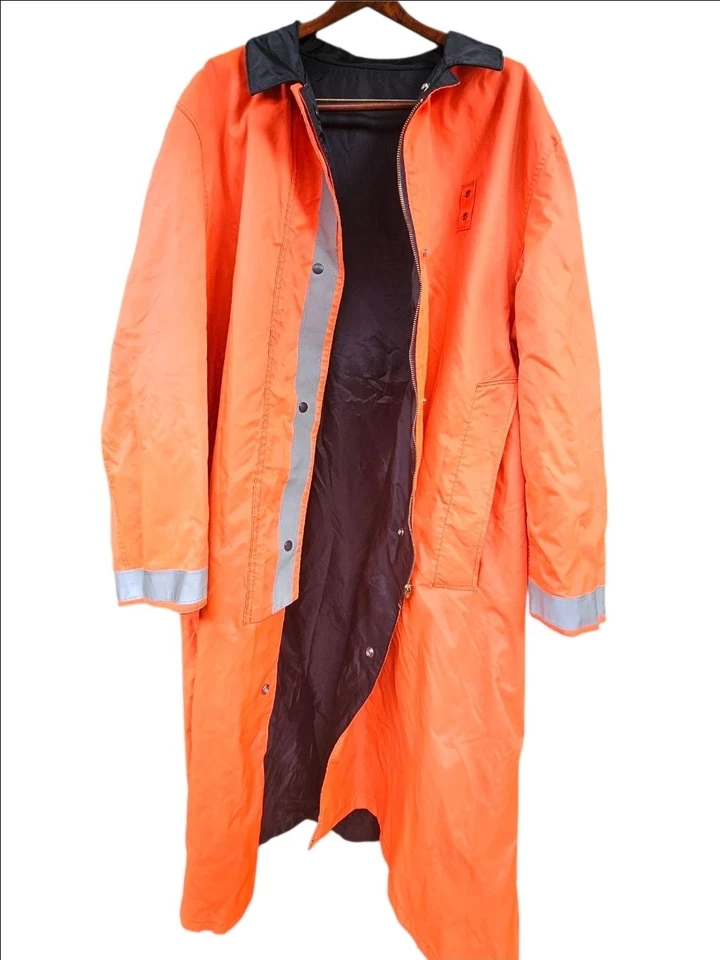 Vintage Blauer USA Reversible Raincoat Hi Vis Orange Black Trench 46R YKK Zip - Image 3 of 4