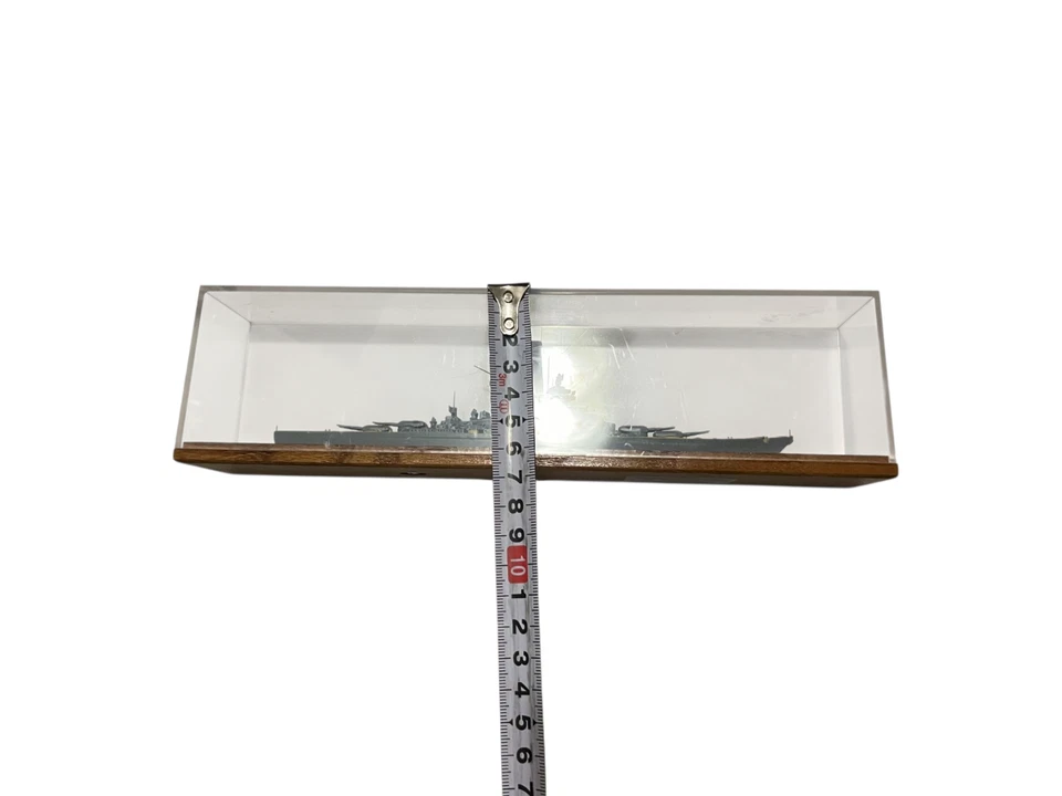 Battleship Bismarck Blohm + Voss Yard No 509 Schiffsmodell Plexiglas Holzsockel - Bild 2 von 4