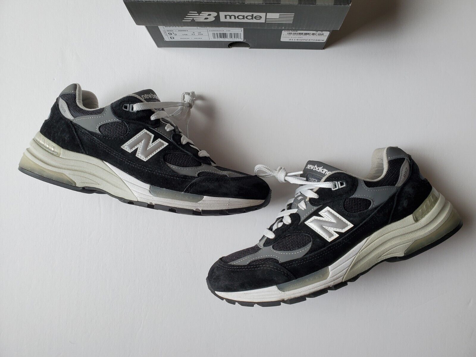 Size 9.5 - New Balance 992 Black - M992EB