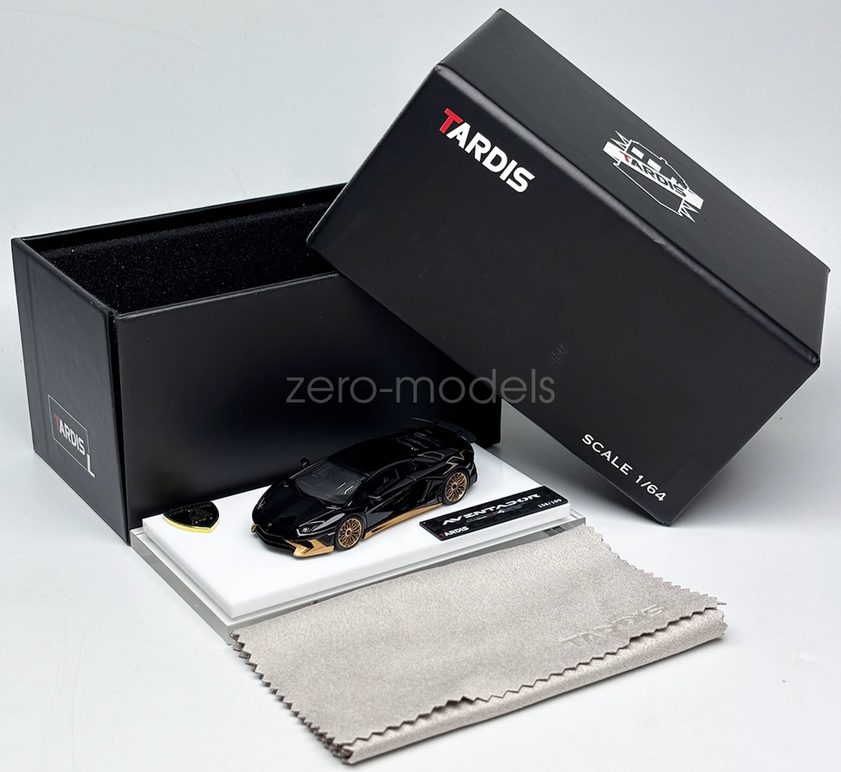 TARDIS 1:64 Scale Black Aventador LP750-4 SV Sports Model Diecast