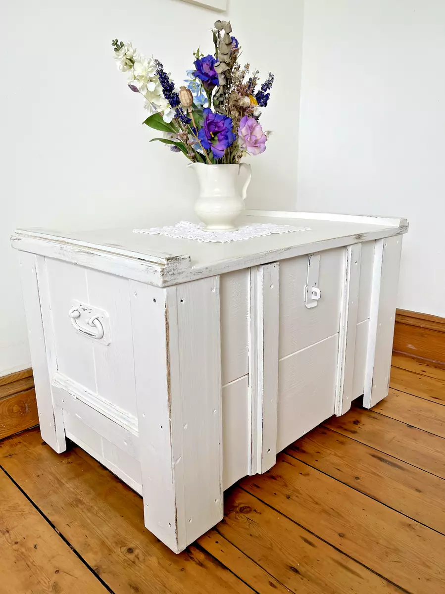 White wood blanket box hot sale