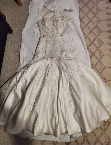 Ivory Strapless Mermaid Wedding Dress Satin Beaded Train Size 4