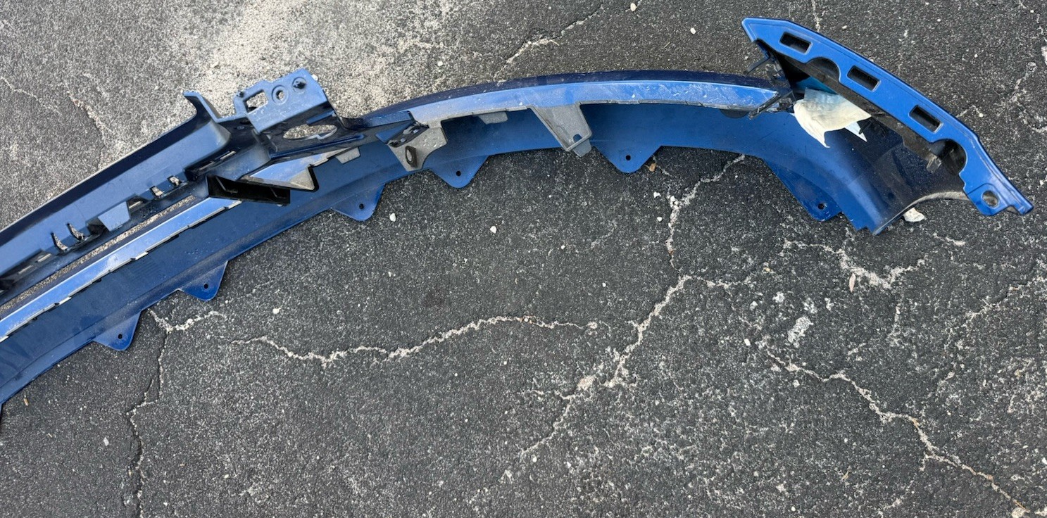 2020 2021 2022 Bentley Flying Spur Front Bumper Cover OEM 3SE807093
