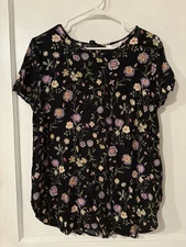 Lauren Conrad Black Floral Short Sleeved Blouse Size L