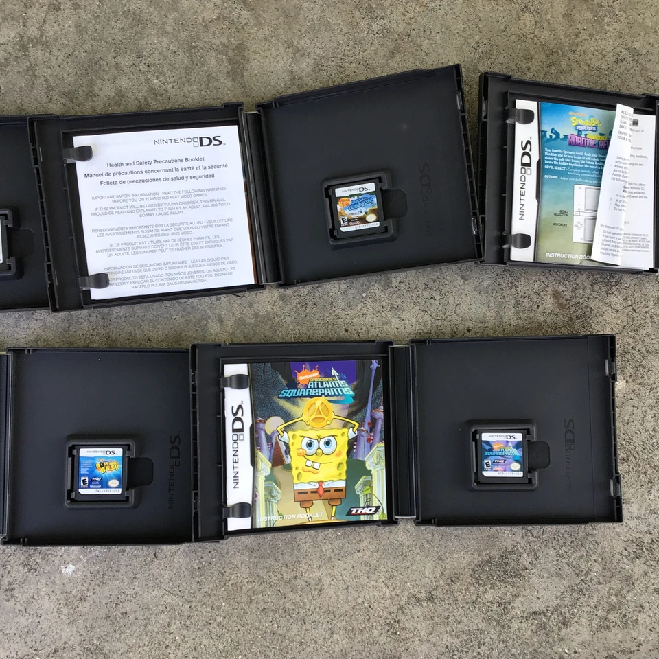 Lote de Bob Esponja Pantalones Cuadrados Atlantis Robotic Bash Phineas Nintendo DS COMPLETO Foto 3 de 4