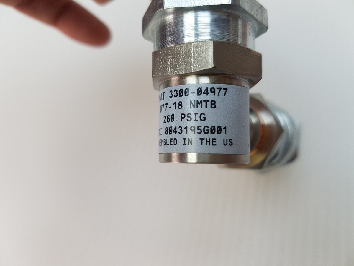 Applied Materials 3300-04977 CTI-CRYOGENICS 077-18 NMTB 260 PSIG  