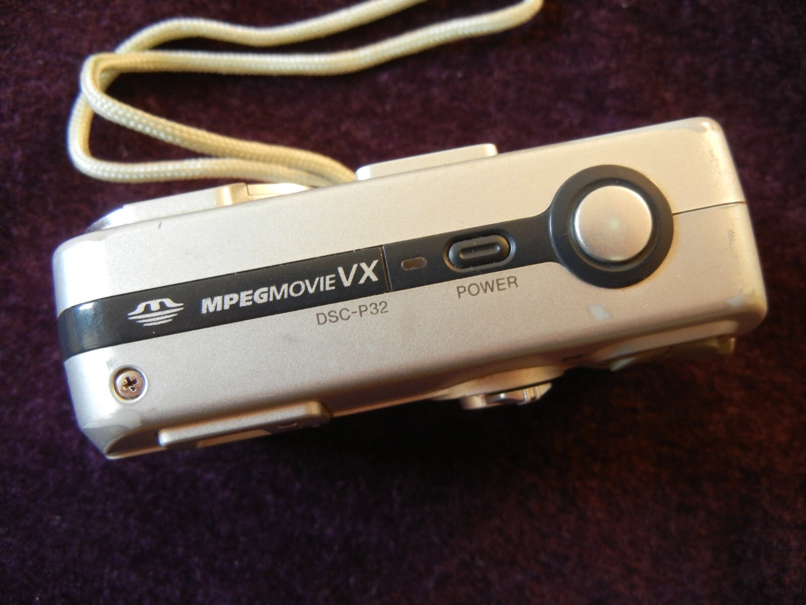 Sony Cybershot DSCP32 3.2MP Digital Camera Silver 27242624238 eBay