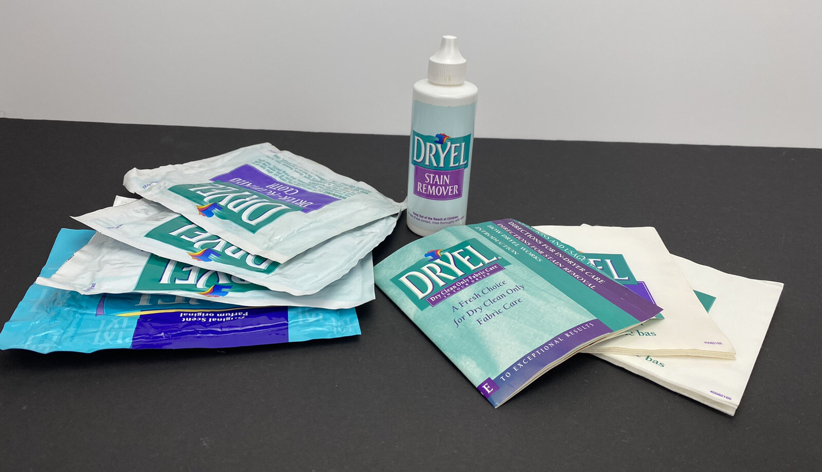 Dryel At Home Dry Cleaning Kit Stain Remover & 2 Pads 4 Dryer Activated Cloths