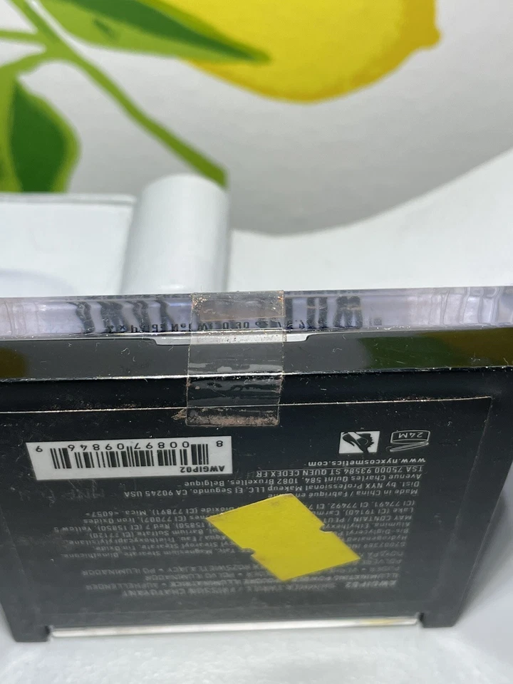 NYX Cosmetics Away We Glow Illuminating Powder-AWGIP02 Shimmer Thrill New - Image 3 of 3