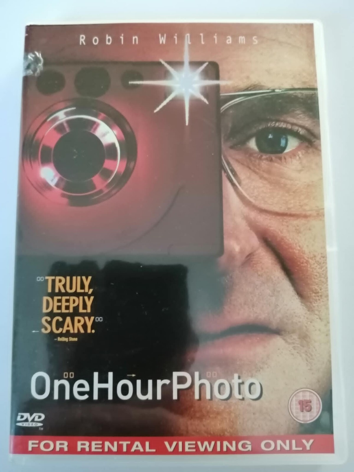 DVD One Hour Photo. Movie. Film. Robin Williams. Connie Nielsen. Michael Vartan