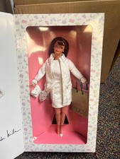 Bambola BARBIE City Shopper Macy's edizione limitata disegnata da Nicole Miller 1996