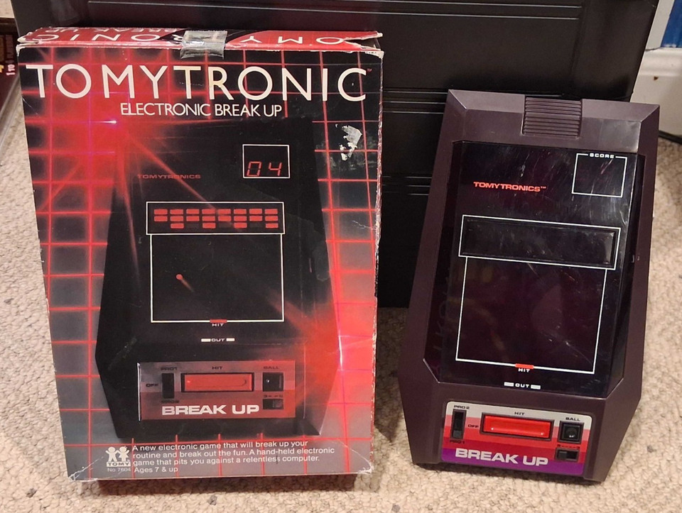 1979 TOMY BREAK UP vintage handheld electronic game Classic LED game TESTED