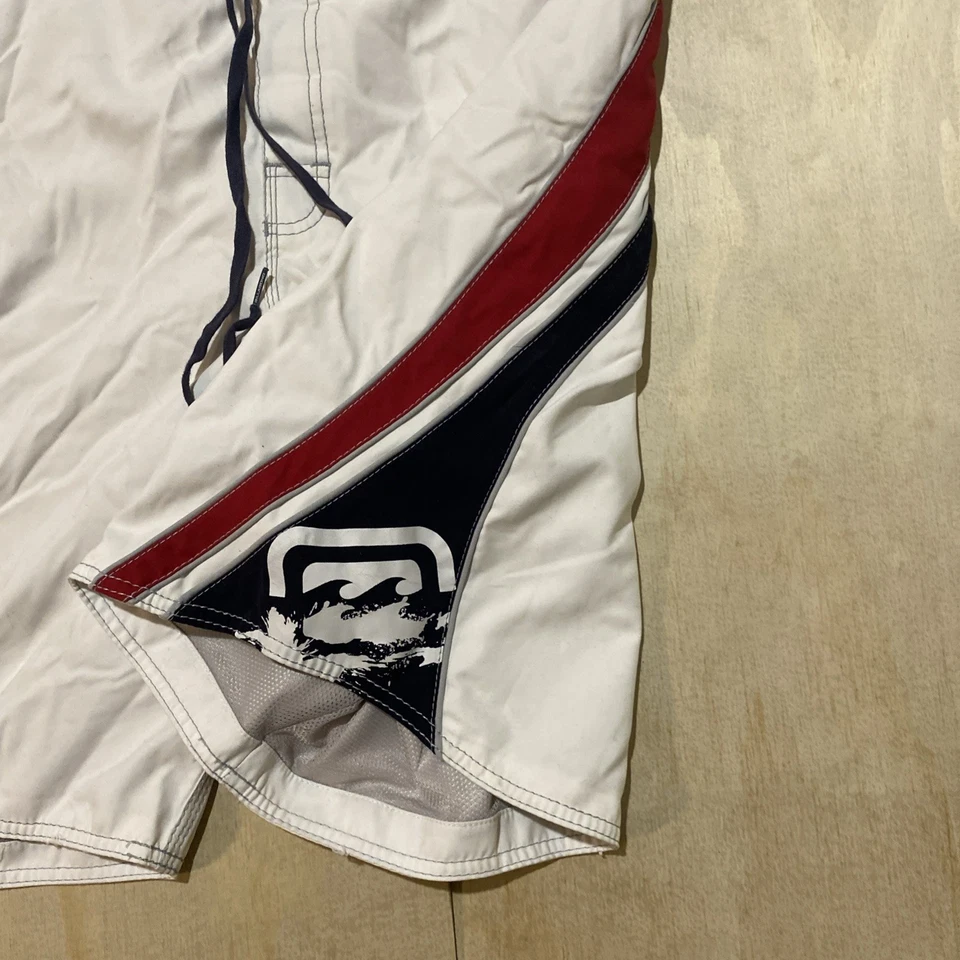 Bañador de playa surfista vintage con logotipo de Billabong talla 38 Y2K Foto 4 de 4
