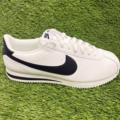 Nike Cortez Mens Size 11 White Black Athletic Lifestyle Leather Shoes Sneakers