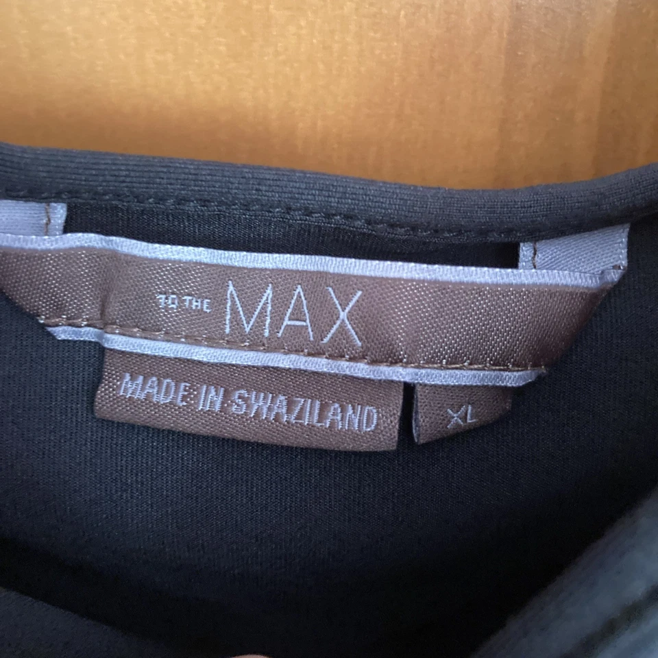 Correa de espagueti sin mangas To The Max negra cami XL hecha en Suazilandia Foto 2 de 4