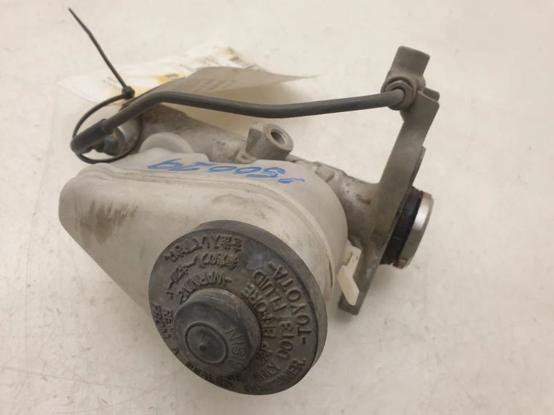 93-02 TOYOTA COROLLA DX 1,8 Л ПОЛНЫЙ ПРИВОД НА ТОРМОЗ ГЛАВНЫЙ ЦИЛИНДР С РЕЗЕРВУАРОМ - Изображение 4 из 4