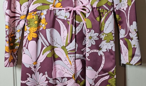 VTG Dress Chest- Kimono Hawaiian Print Burgundy Pink Snaps Ties Lined Prom - Picture 9 of 24