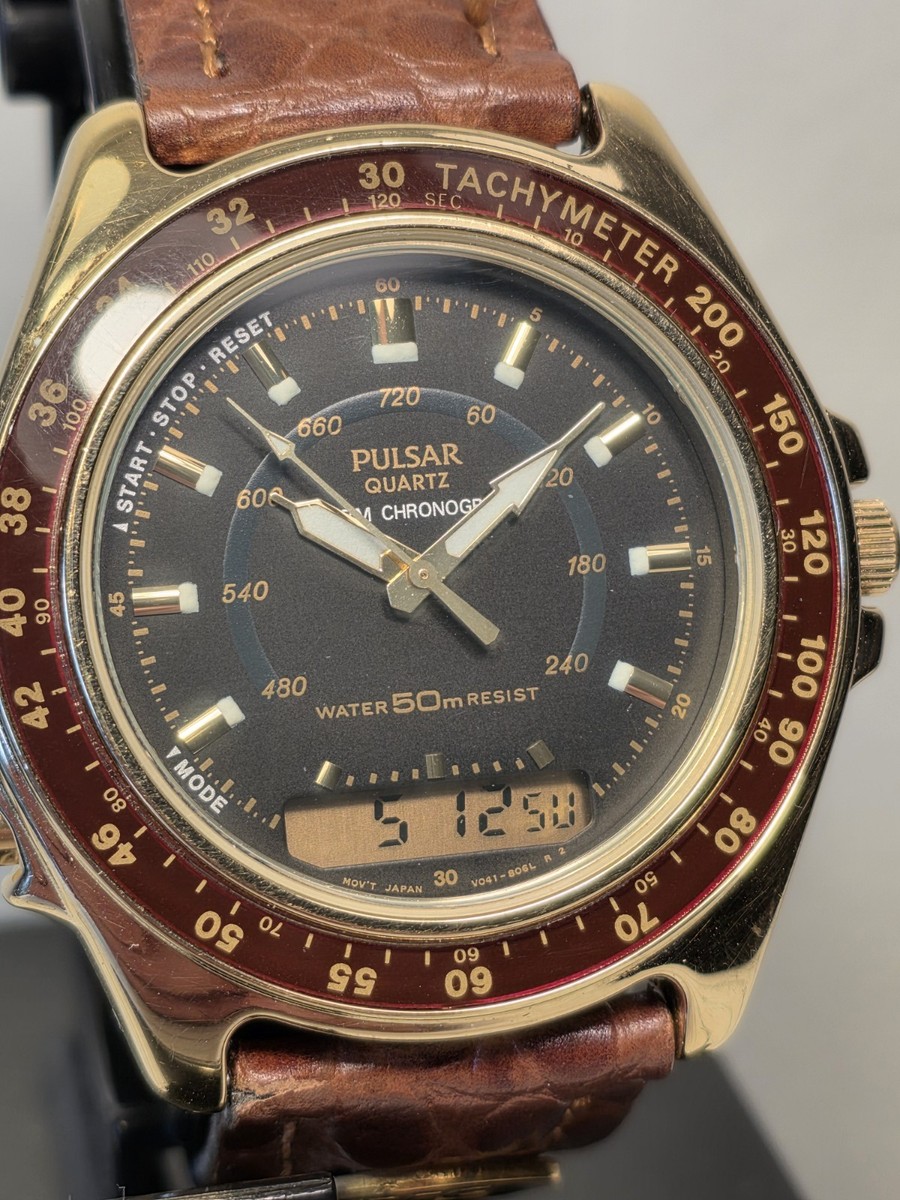Vintage Pulsar V041-8020 Alarm Chronograph Jumbo 41mm Gold Tone