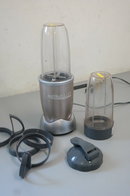 Nutribullet 900 Series Nb 1 Magic Bullet Blender Silver For Sale Online Ebay