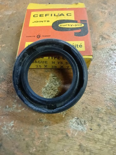 Joint Spi/Bague à Lèvre 25x38x7 CB Simple Lèvre NBR/Nitrile