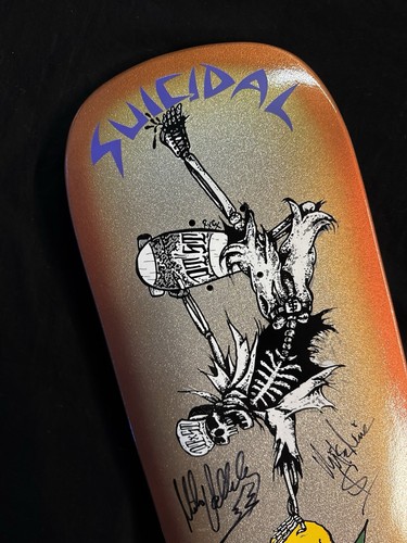 UBER RARE SIGNED Mike Vallely Suicidal Muir Dogtown Skateboard Deck AUTOGRAPHED - Picture 9 of 13