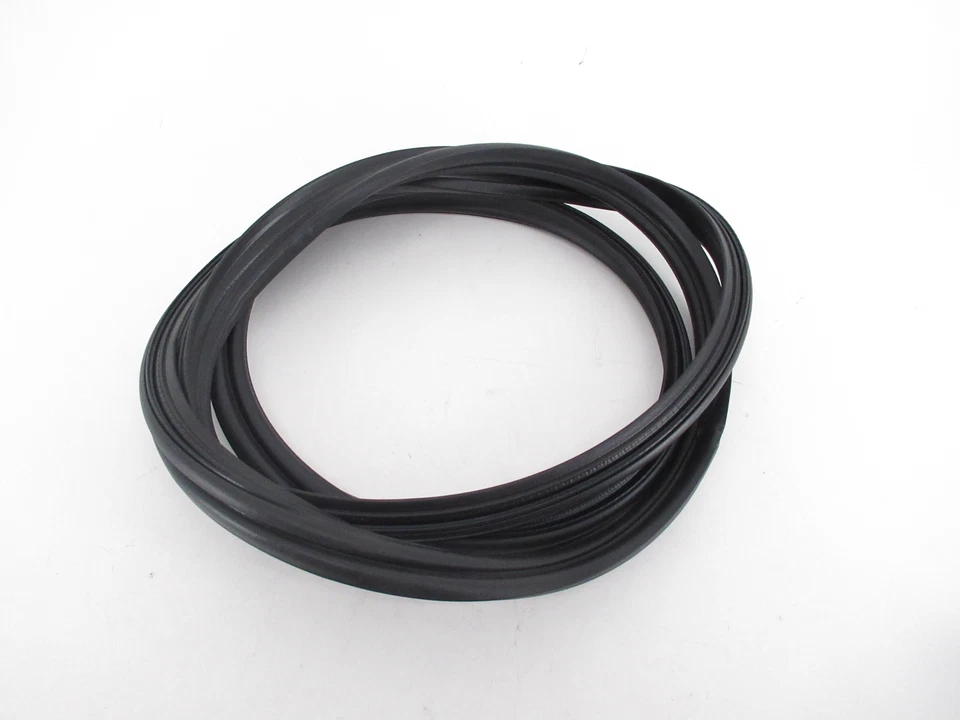 Original OEM Subaru 57532FE000 tapa maletero sello de resistencia 2002-2007 Impreza Foto 3 de 4