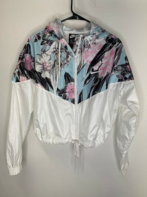 Nike Womens XL Sportswear Hyper Femme 