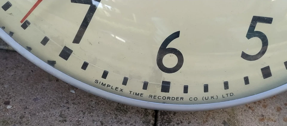 Vintage 60s 70s - Simplex Mains Electric Clock - 17 inch - School Train Office - Image 4 of 4