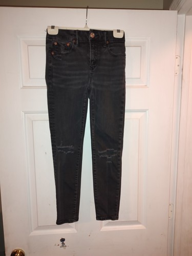 AE American Eagle Hi rise Jegging Black Distressed women jeans size 00